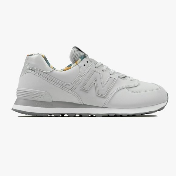 New Balance Other - New Balance 574 Sneaker ML574GYX Silver Grey z 8